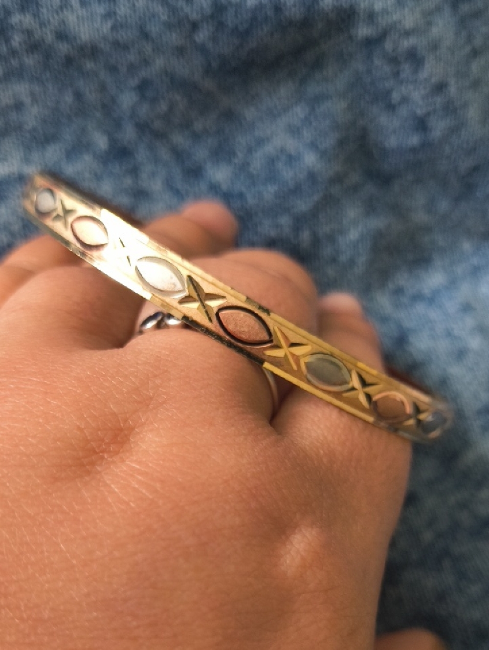 3 Tone Bangle Gold, Rose, And Silver Tone. Very Cute!